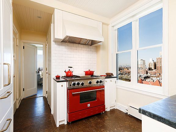 4th image of 27 Prospect Park W #9A