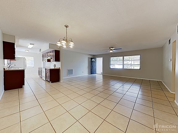 5th image of 1413 Seabreeze St