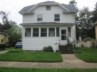 910 3rd St, Jackson, MI 49203