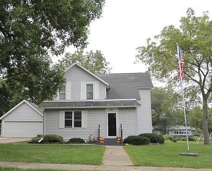 421 N Main St., Paullina, IA