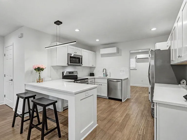 1309 Hudson Ave #A3 — Photo 26