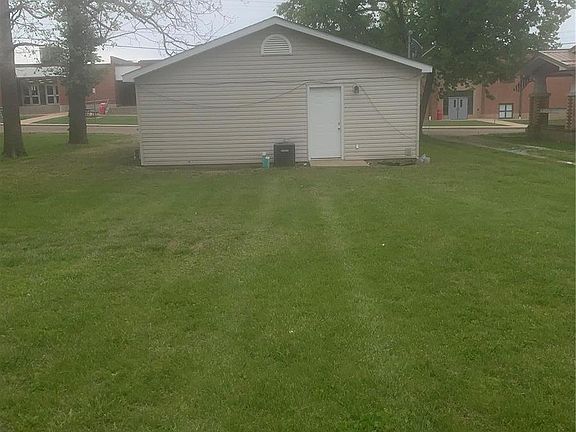 2nd image of 111 Rebel Dr