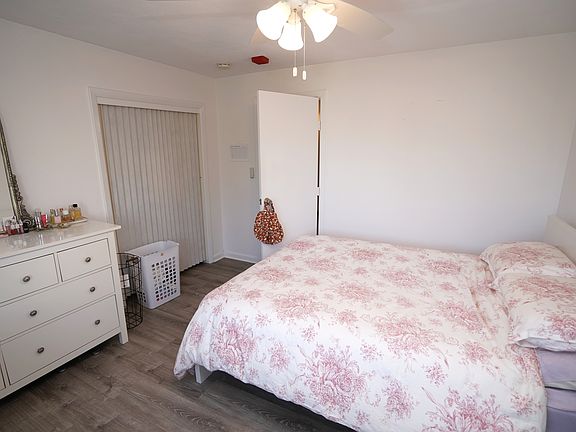 4th image of 360 Market St APT 6