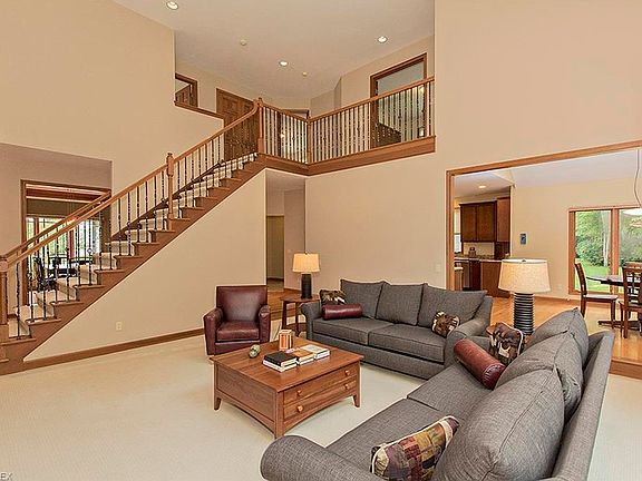 3rd image of 6710 Brandamore Ct