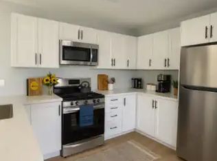 1123 Towerhill Ct #2, Peterborough, ON K9H 7M6