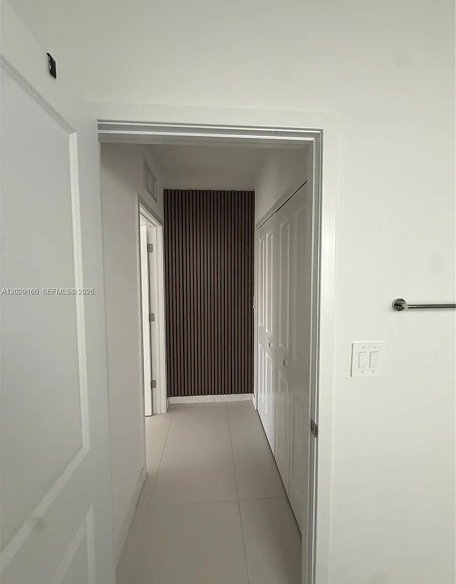1 bed, 1.0 bath, 2292 sqft, $1,500 — Photo 3