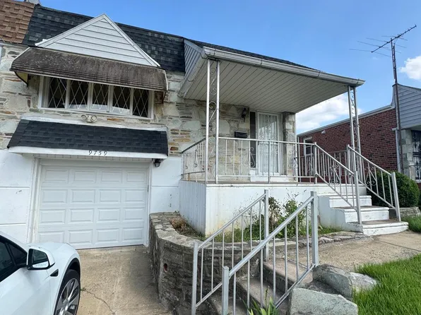 9759 Clark St, Philadelphia, PA 19115