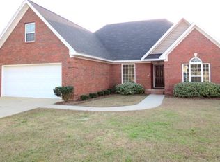 142 Danville Dr, Leesburg, GA 31763
