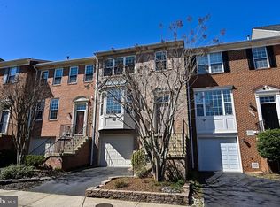 7415 Gillingham Row, Alexandria, VA 22315
