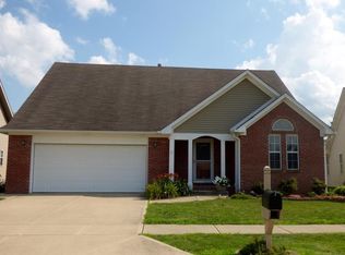 4369 W Summerhaven Dr, New Palestine, IN 46163