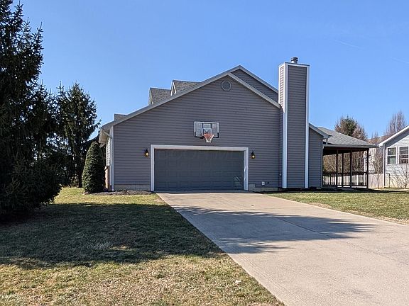 5th image of 302 Central Station Dr
