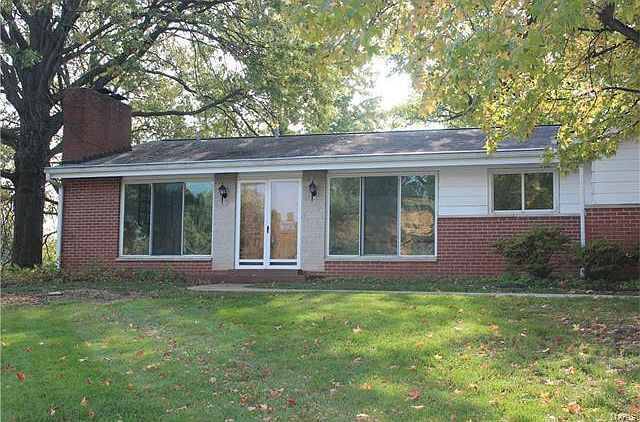 1st image of 9446 Oakwood Manor Ln