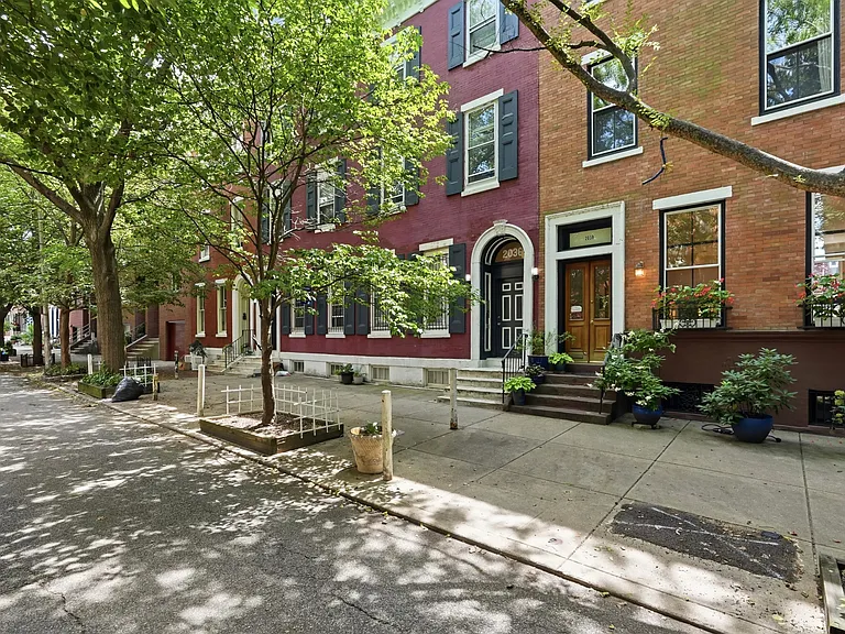 2036 Mount Vernon St #2RR — Photo 16