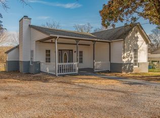 103 S Cherry St, Tunnel Hill, GA 30755