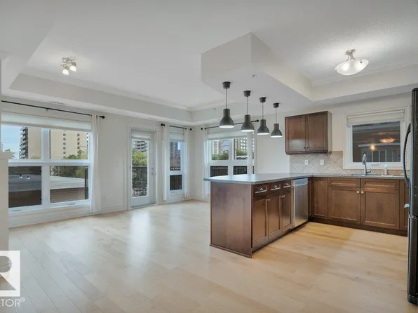 10232 115th St NW #306, Edmonton, AB T5K 1T8