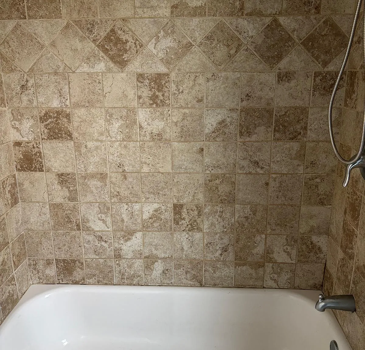 4 bed, 3376 sqft, $2,800 — Photo 4