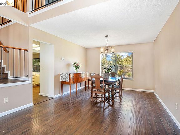 5th image of 1400 Valencia Ct