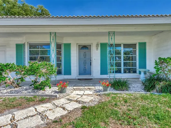 3197 Regatta Cir, Sarasota, FL 34231