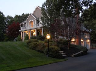 5 Sherwood Rd, Windham, NH 03087