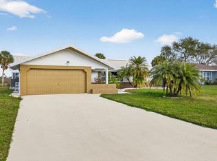 4001 Topsail Trl, New Port Richey, FL 34652