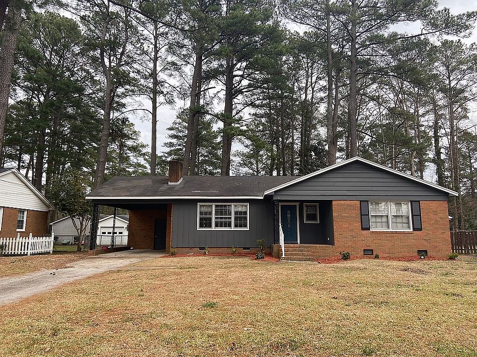 1st image of 215 Belvedere Dr