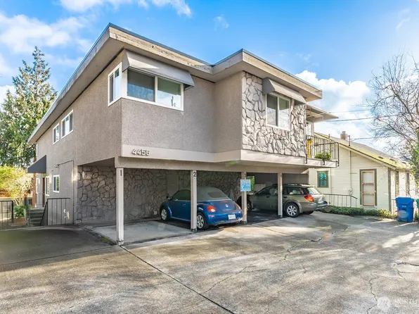 4456 Whitman Avenue N, Seattle, WA 98103