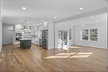 2nd image of 17 Forrest Rd