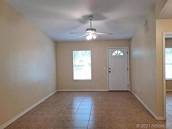 3rd image of 2937 India Palm Dr #2937