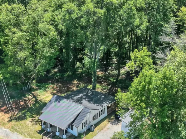 1151 Dry Creek Rd, Smithville, TN 37166