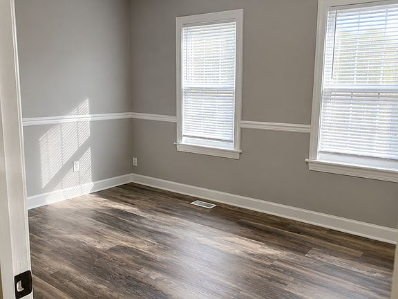 2nd image of 1306 London Company Way