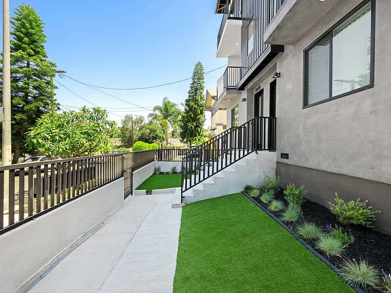 336 N Reno St — Photo 3