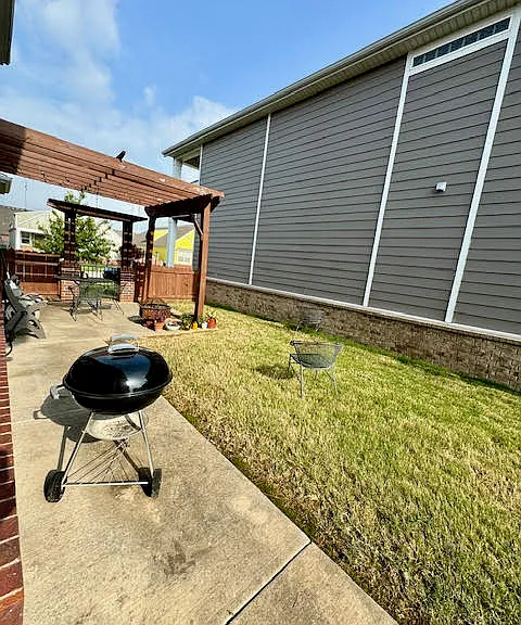 592 N Longfellow Ln — Photo 20