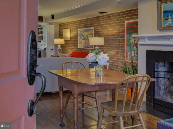 729 10th St SE, Washington, DC 20003