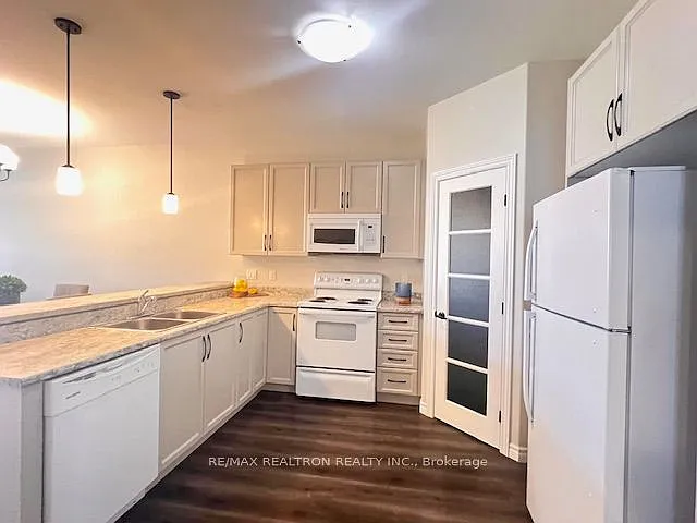 54 Ledgerock Ct — Photo 8