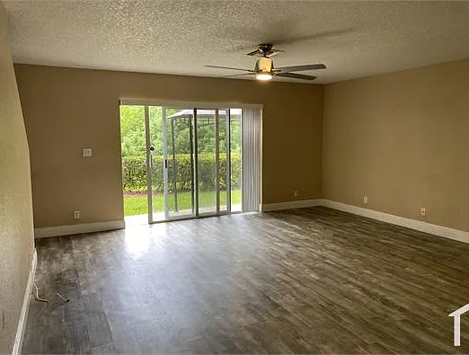 8549 W Southgate Shores Cir — Photo 9