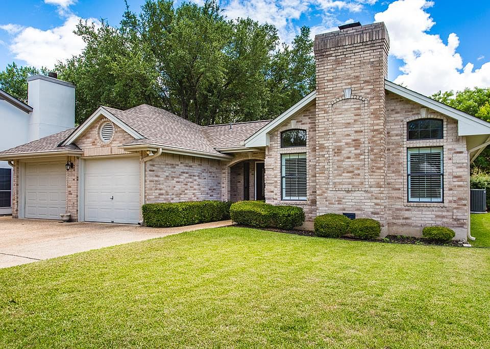 1st image of 2437 Rock Creek Dr