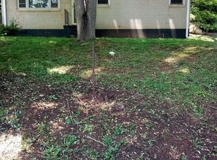 1878 Stultz Rd, Martinsville, VA 24112