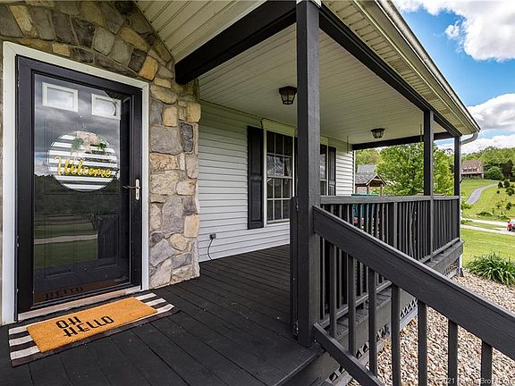4th image of 3696 Crandall Station Rd NE