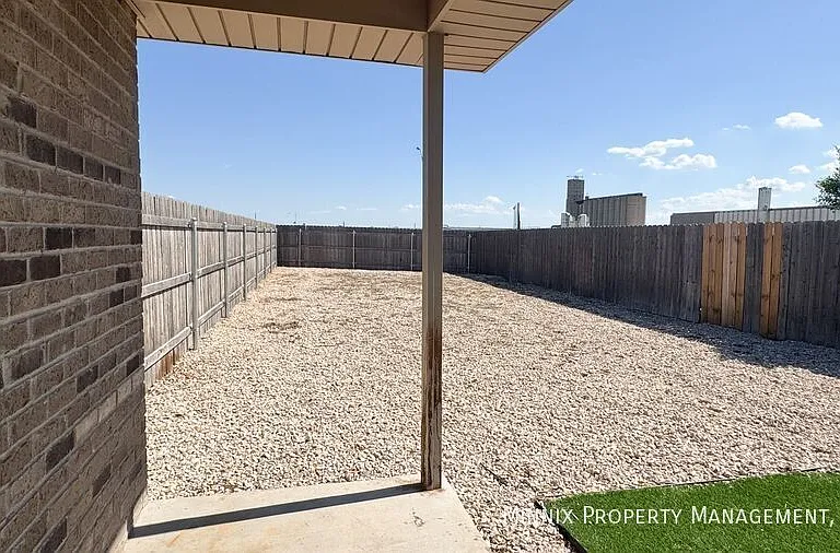 2101 N Jayton Ave #A — Photo 23