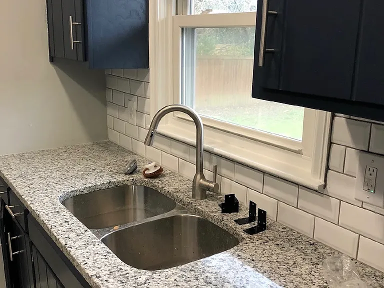 2712 Alice Ave — Photo 11