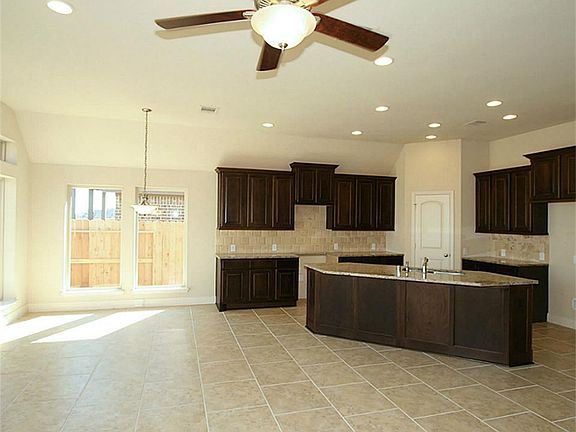4th image of 2135 Blossomcrown Drive