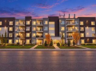 33 NE Carringham Gate NW #2414, Calgary, AB T3P 2H6