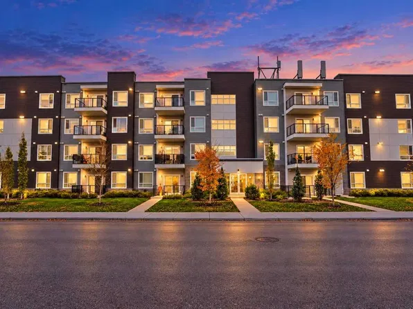 33 NE Carringham Gate NW #2414, Calgary, AB T3P 2H6