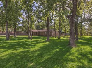 18923 Woodridge Dr, Conroe, TX 77302