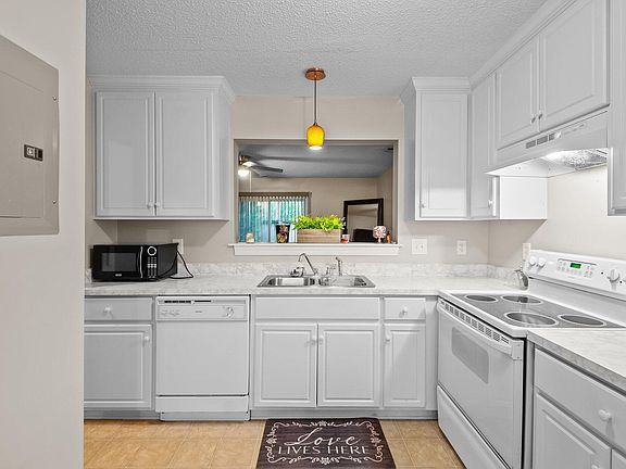 5th image of 2904 Eastridge Ct