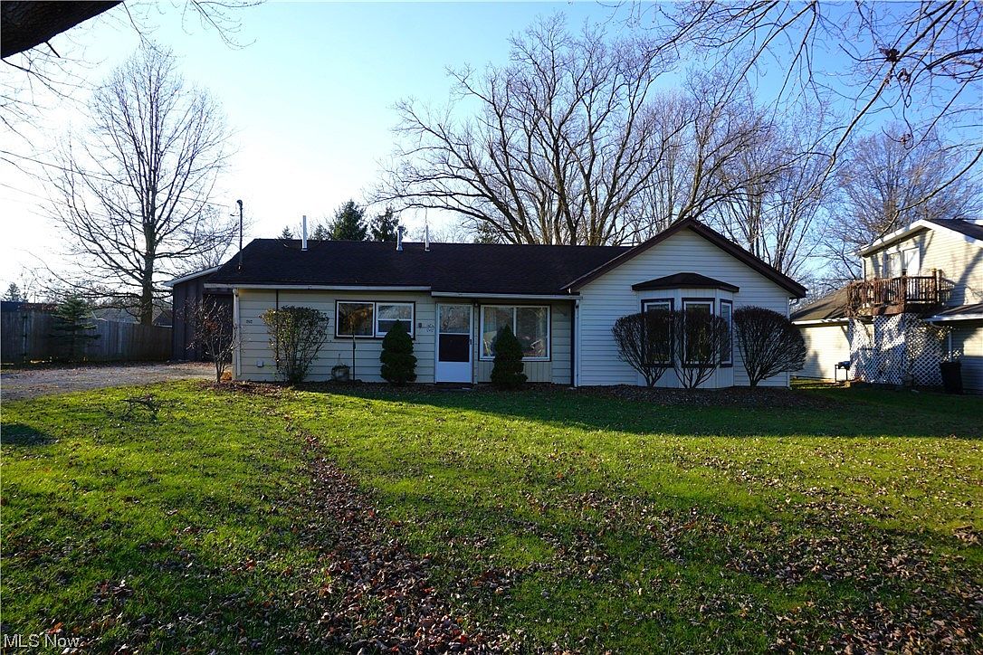 12412 Eaton Blvd, Grafton, OH 44044 | Zillow