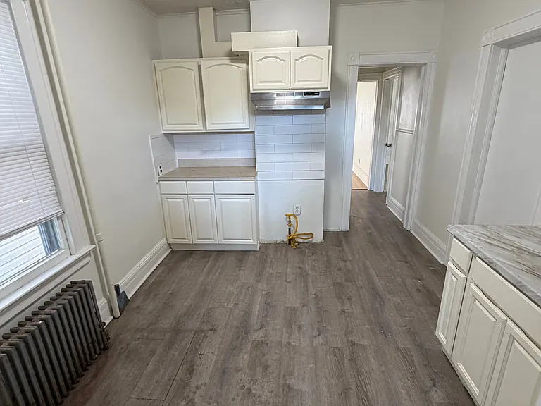 Kitchen (stove will be provided)