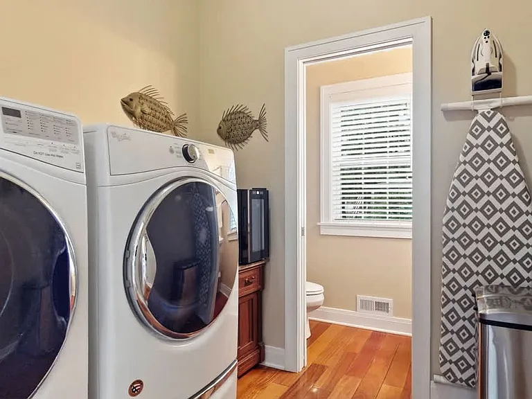 Laundry Room Cabinet