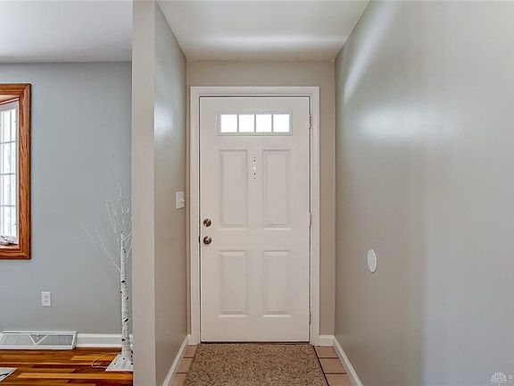3rd image of 509 Soter Pl