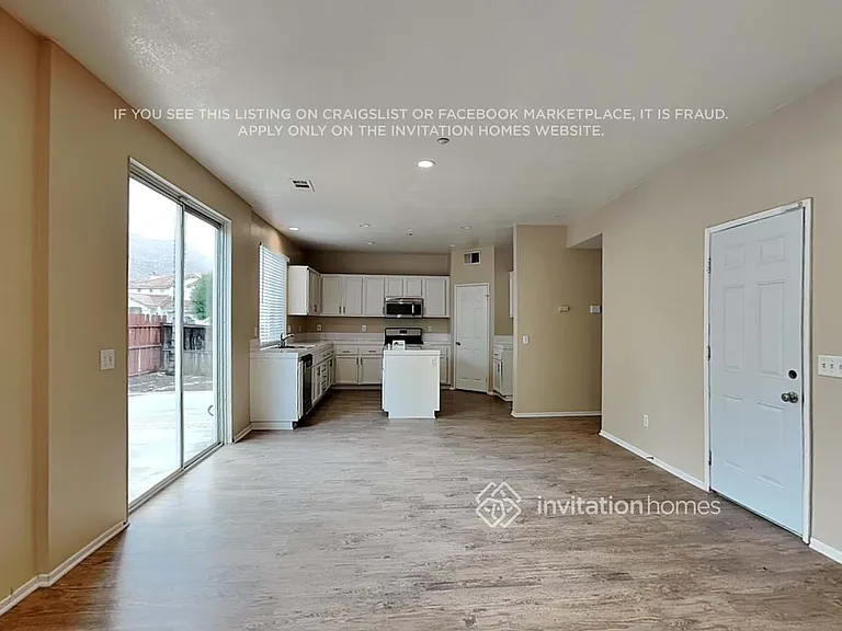 1454 Haddington Dr — Photo 7